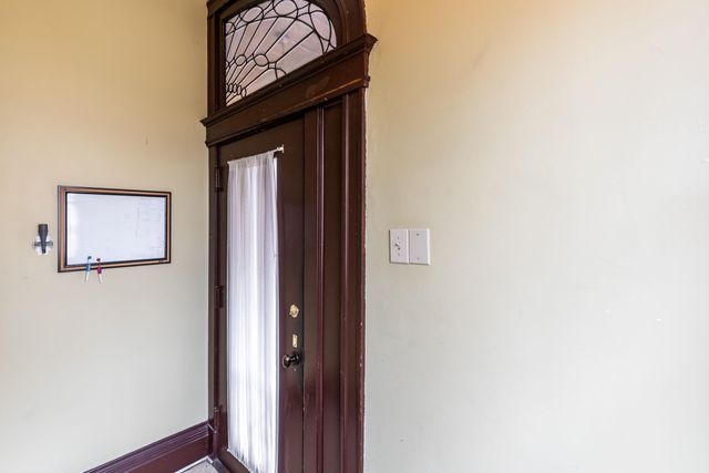 634 Greenup Street, Covington, KY 41011