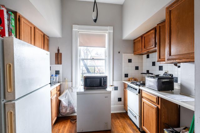 634 Greenup Street, Covington, KY 41011