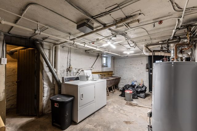 634 Greenup Street, Covington, KY 41011