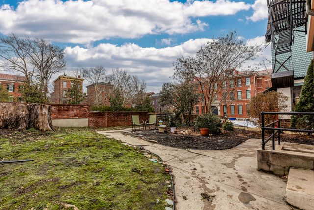 634 Greenup Street, Covington, KY 41011