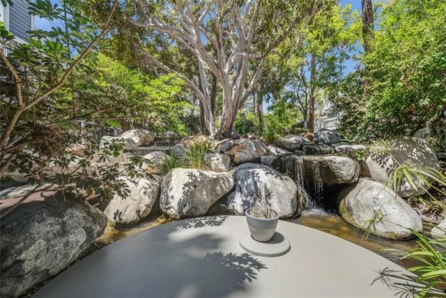 3021 Langs Bay, Costa Mesa, CA 92626