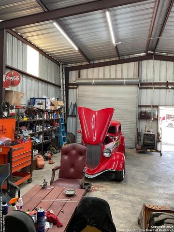 636 FM 2790, Lytle, TX 78052