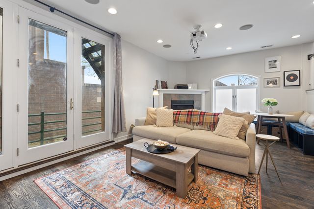 417 N NOBLE Street 5, Chicago, IL 60642