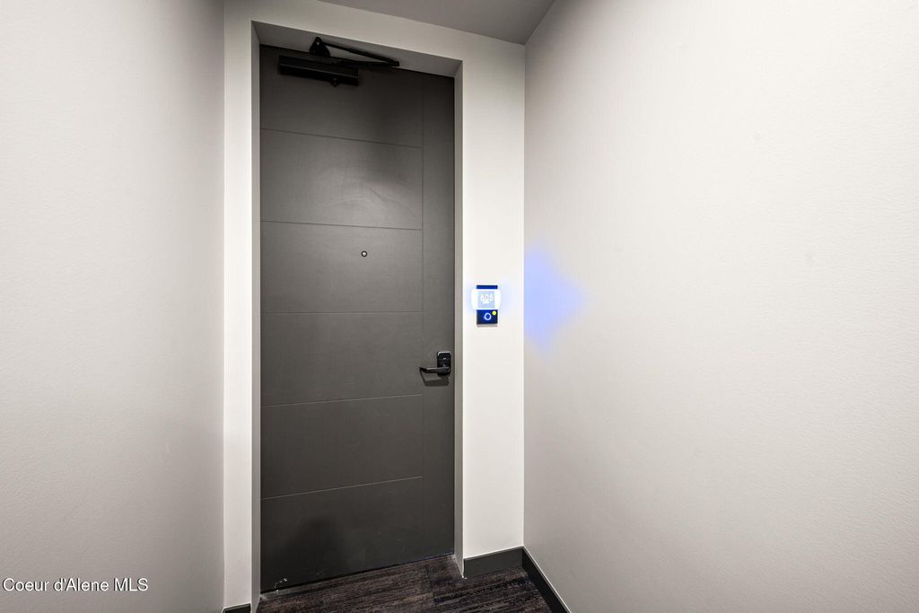 116 S 3RD ST, 605, Coeur d'Alene, ID 83814 photo 4
