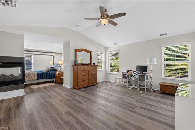 2075 Heron's Point LN, Suffolk, VA 23434