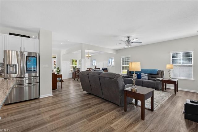 2075 Heron's Point LN, Suffolk, VA 23434