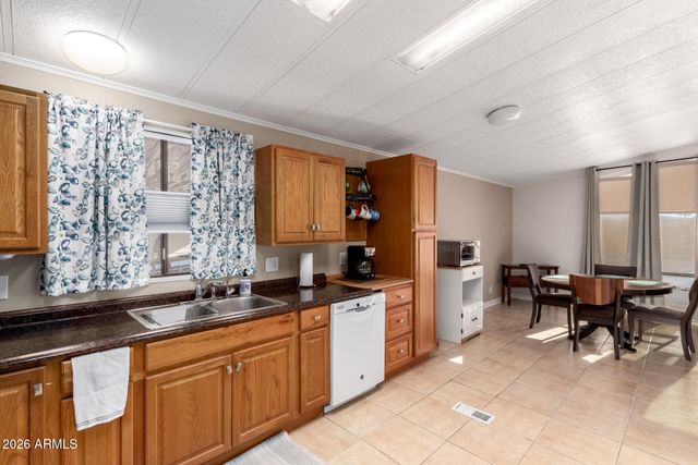 5402 E MCKELLIPS Road 186, Mesa, AZ 85215