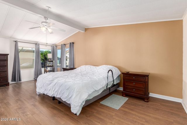 5402 E MCKELLIPS Road 186, Mesa, AZ 85215