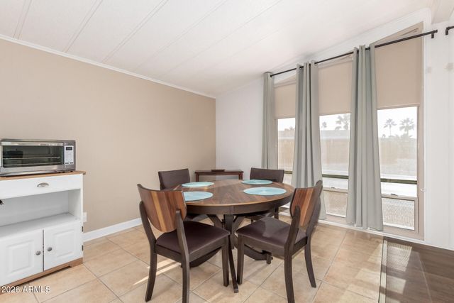 5402 E MCKELLIPS Road 186, Mesa, AZ 85215