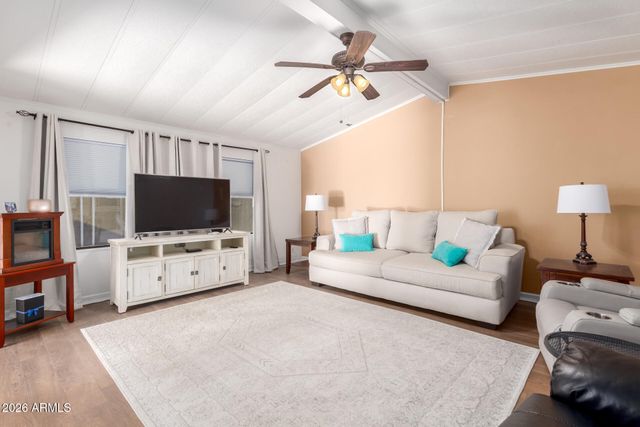 5402 E MCKELLIPS Road 186, Mesa, AZ 85215