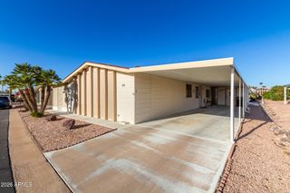 5402 E MCKELLIPS Road 186, Mesa, AZ 85215