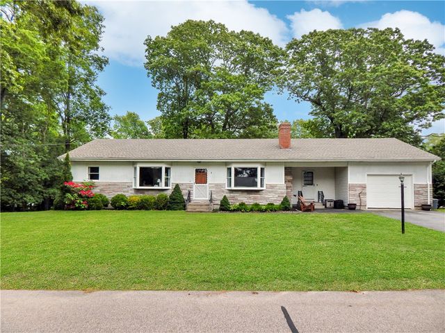 2 Laurel Hill Drive, Westerly, RI 02891