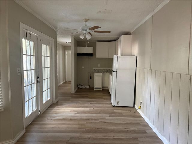 910 Queenswood, Montgomery, TX 77316