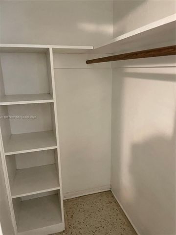 2347 NW 28th St 1-2, Oakland Park, FL 33311