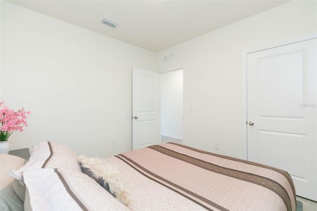 2839 MAIDEN GRASS ISLE, Wesley Chapel, FL 33543