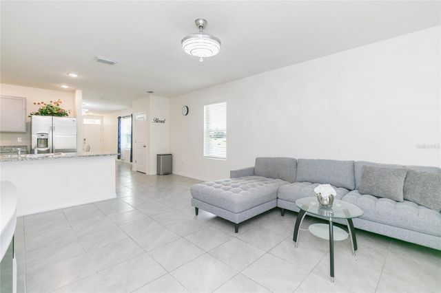 2839 MAIDEN GRASS ISLE, Wesley Chapel, FL 33543