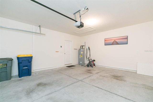 2839 MAIDEN GRASS ISLE, Wesley Chapel, FL 33543