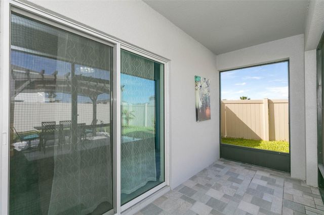2839 MAIDEN GRASS ISLE, Wesley Chapel, FL 33543
