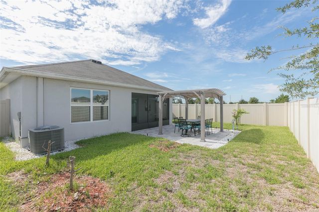 2839 MAIDEN GRASS ISLE, Wesley Chapel, FL 33543