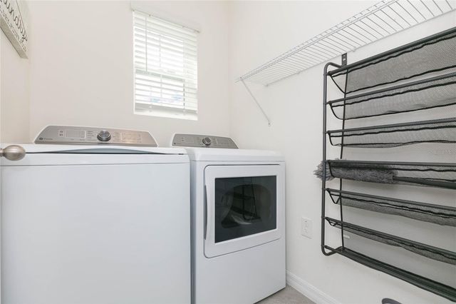 2839 MAIDEN GRASS ISLE, Wesley Chapel, FL 33543