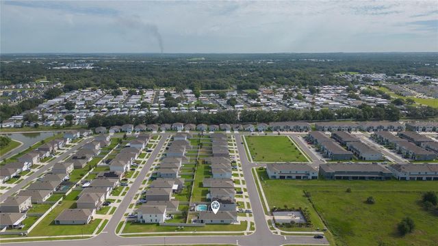 2839 MAIDEN GRASS ISLE, Wesley Chapel, FL 33543