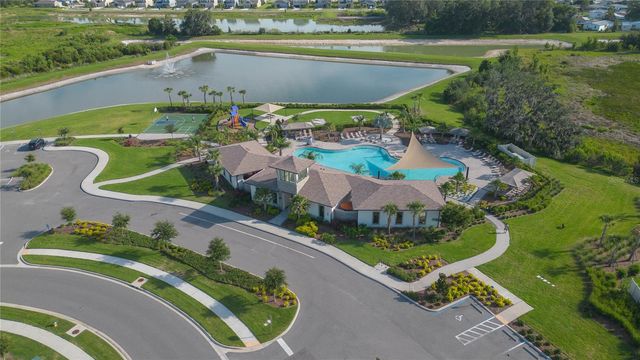 2839 MAIDEN GRASS ISLE, Wesley Chapel, FL 33543