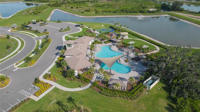 2839 MAIDEN GRASS ISLE, Wesley Chapel, FL 33543