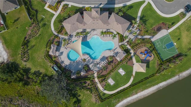 2839 MAIDEN GRASS ISLE, Wesley Chapel, FL 33543
