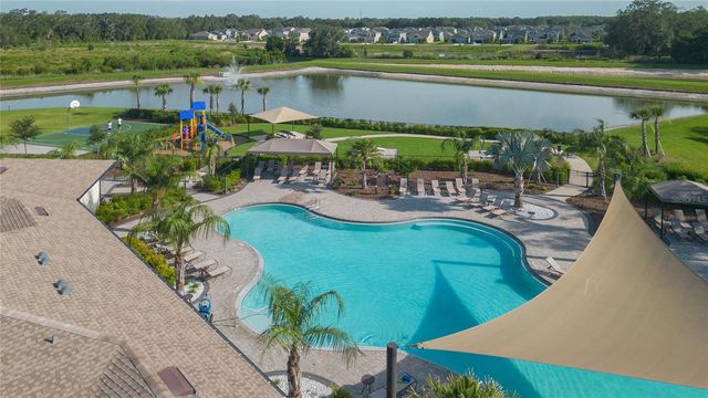 2839 MAIDEN GRASS ISLE, Wesley Chapel, FL 33543