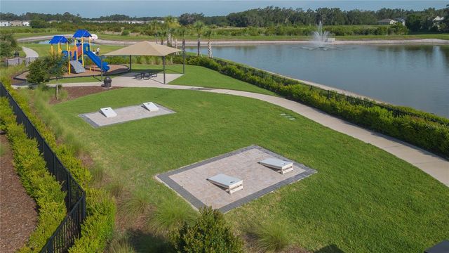 2839 MAIDEN GRASS ISLE, Wesley Chapel, FL 33543