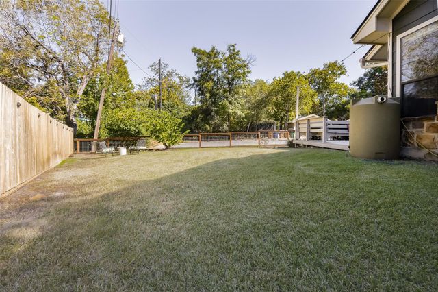 2804 Wilson ST B, Austin, TX 78704