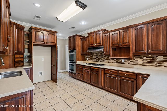 5294 Meadow Pointe Drive, Southaven, MS 38672