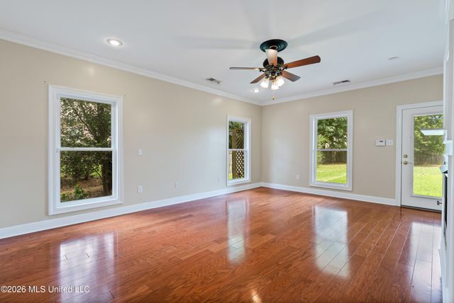 5294 Meadow Pointe Drive, Southaven, MS 38672