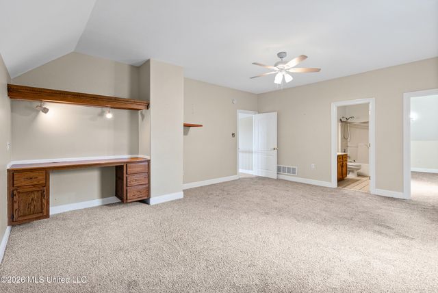 5294 Meadow Pointe Drive, Southaven, MS 38672