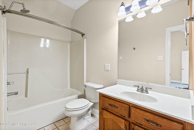 5294 Meadow Pointe Drive, Southaven, MS 38672