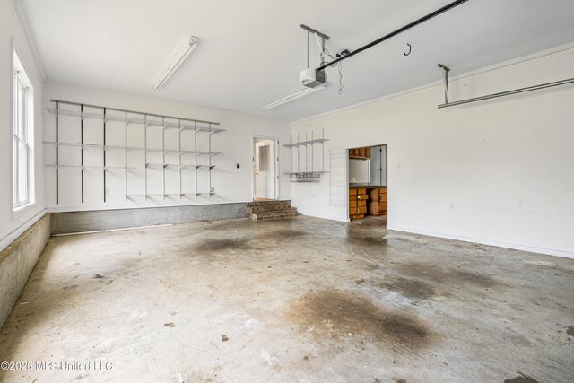 5294 Meadow Pointe Drive, Southaven, MS 38672