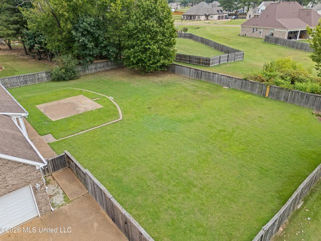 5294 Meadow Pointe Drive, Southaven, MS 38672