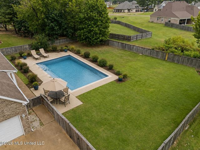 5294 Meadow Pointe Drive, Southaven, MS 38672