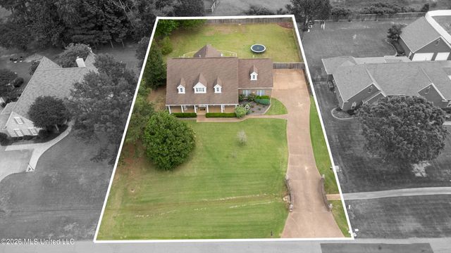 5294 Meadow Pointe Drive, Southaven, MS 38672