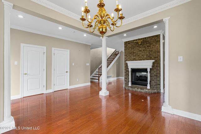 5294 Meadow Pointe Drive, Southaven, MS 38672
