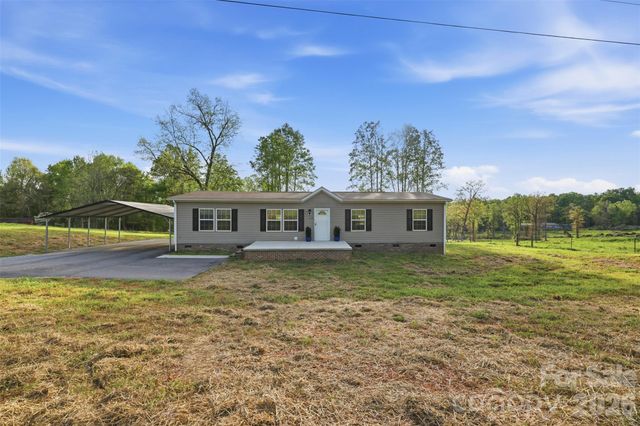 3958 Sulphur Springs Road, Hiddenite, NC 28636
