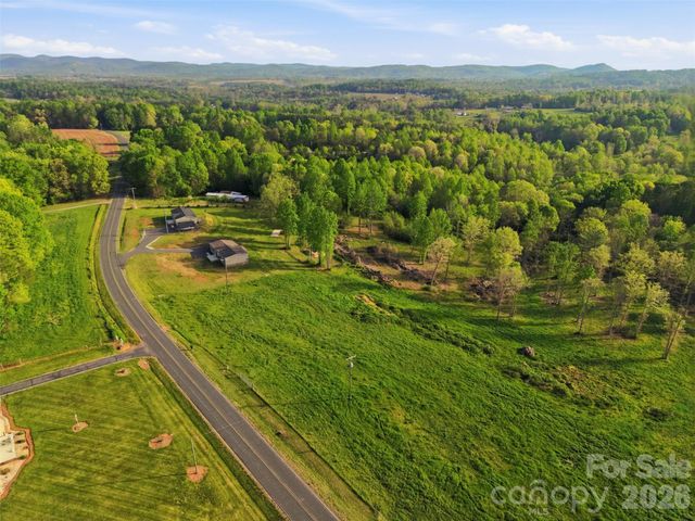 3958 Sulphur Springs Road, Hiddenite, NC 28636