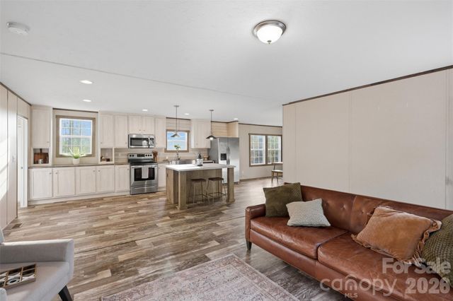 3958 Sulphur Springs Road, Hiddenite, NC 28636