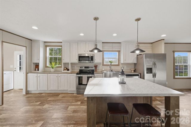 3958 Sulphur Springs Road, Hiddenite, NC 28636