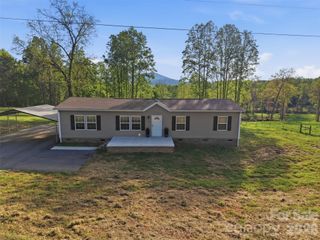 3958 Sulphur Springs Road, Hiddenite, NC 28636