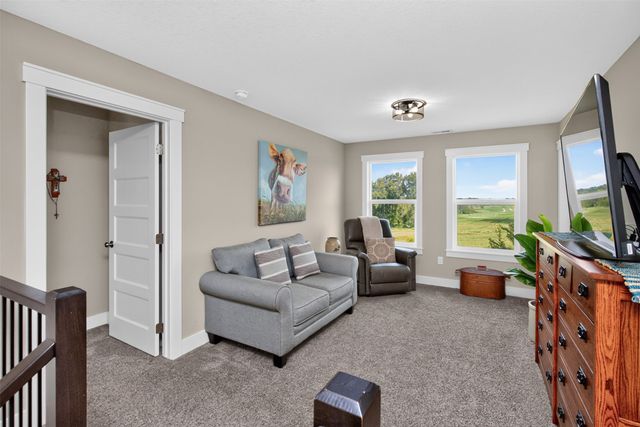 317 W High Road, Norwalk, IA 50211