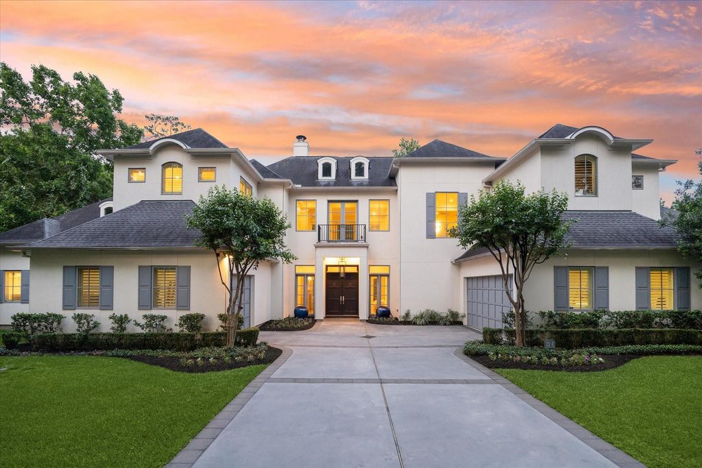 22 E Shady Lane E, Houston, TX 77063