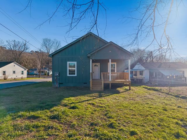 116 Hickory Street, Rossville, GA 30741