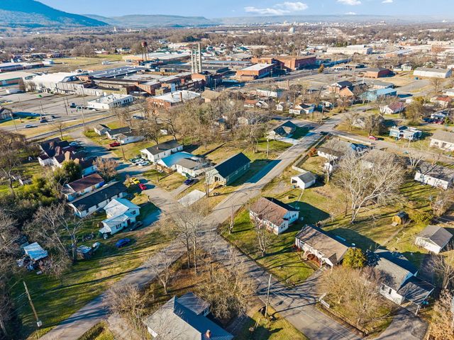 116 Hickory Street, Rossville, GA 30741