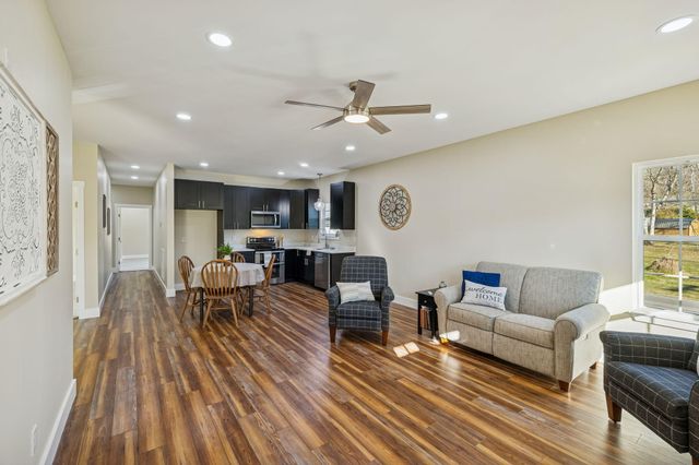 116 Hickory Street, Rossville, GA 30741